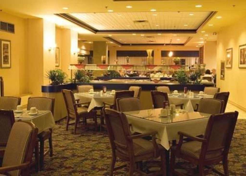 Four Points By Sheraton Toronto Airport East Restoran foto