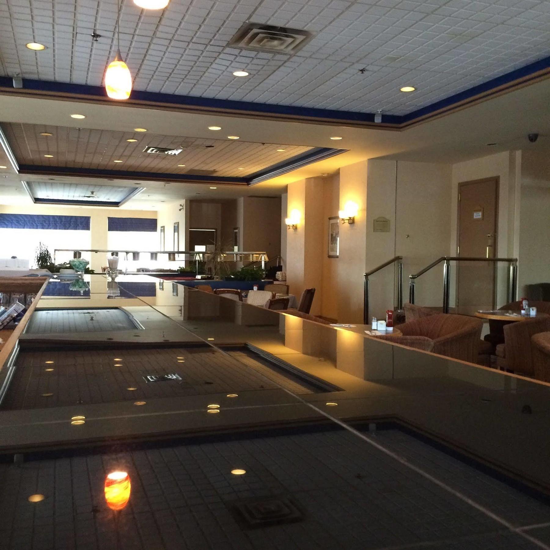 Four Points By Sheraton Toronto Airport East Bagian luar foto