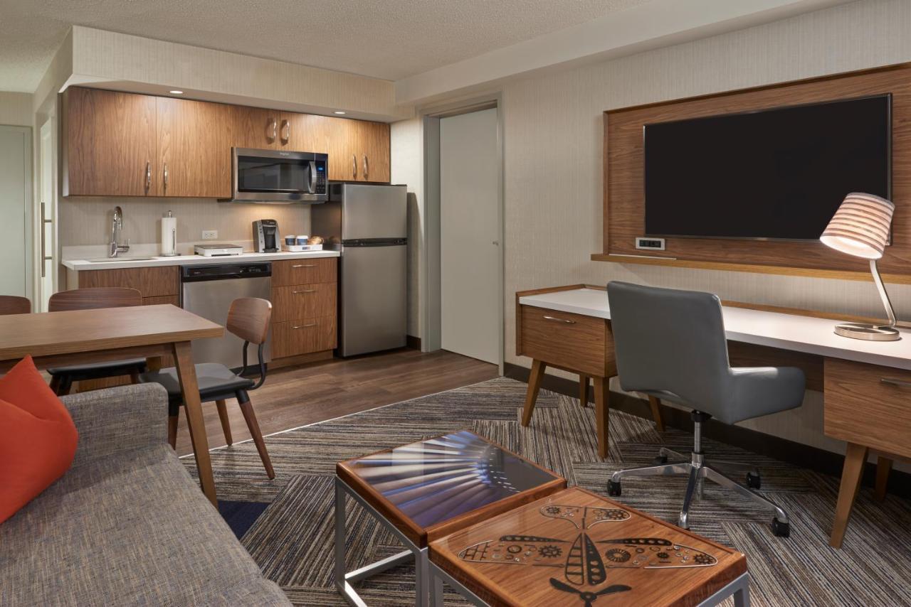 Four Points By Sheraton Toronto Airport East Bagian luar foto